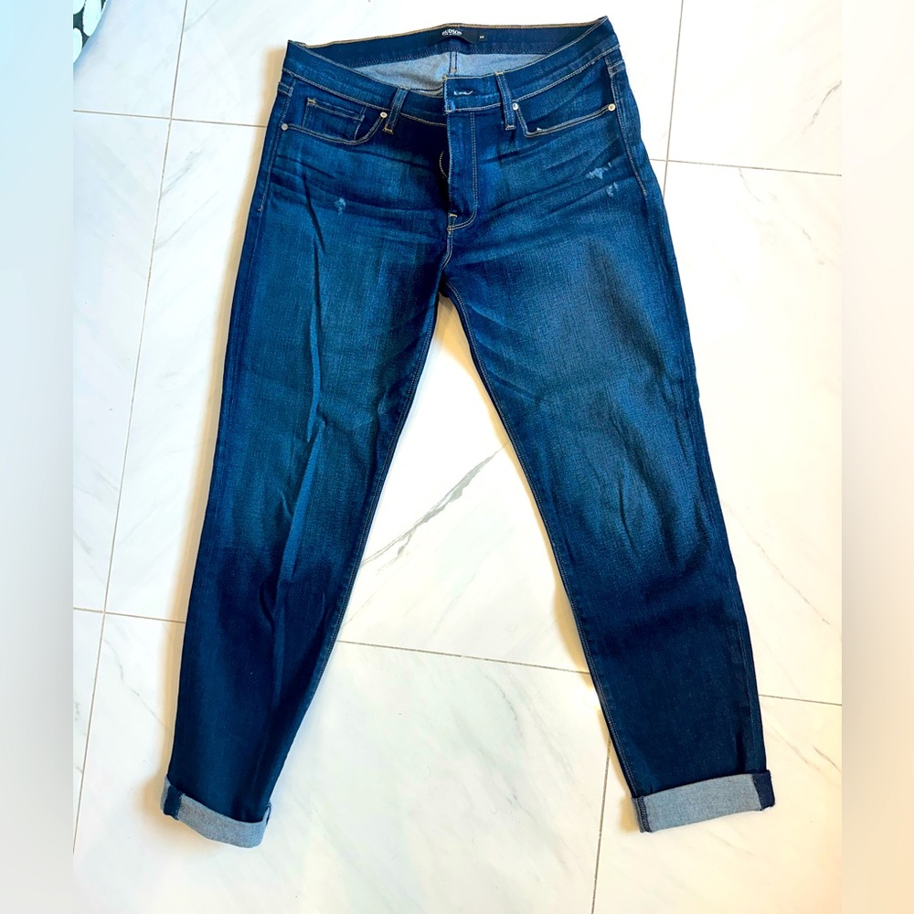 New never worn Hudson cropped jeans